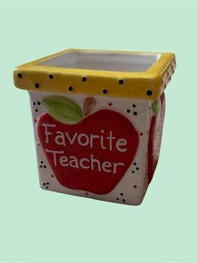 “Favorite Teacher” Pencil Holder Desk Accessory